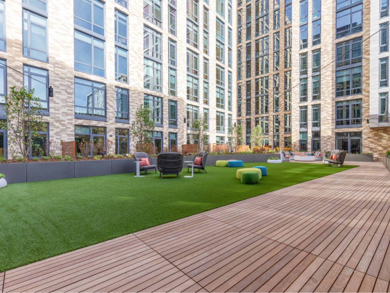 TheWesterly_ext_amenity_2ndfloor_courtyard_Dec2023
